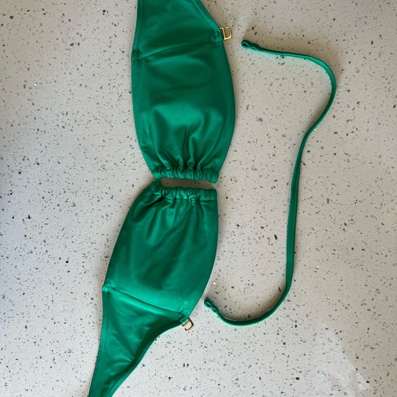 Victoria's Secret Other - 💦 Victoria's Secret Green Bikini Top